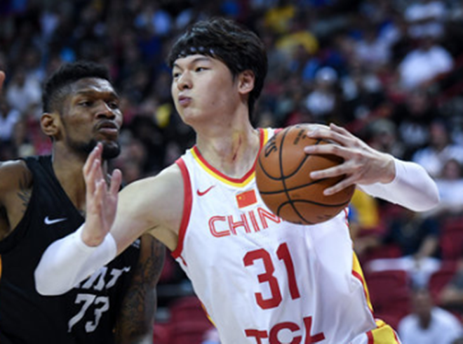 热火险胜吉林队,王哲林点燃赛场的简单介绍 热火险胜吉林队,王哲林点燃赛场的简单介绍