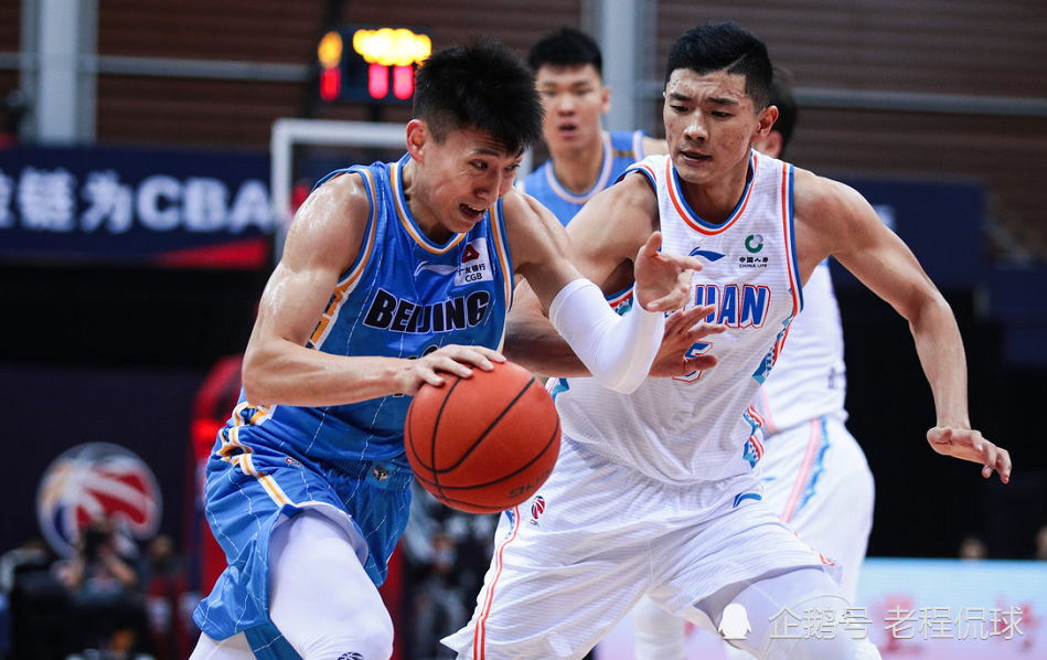 广州队险胜北京队,麦科勒姆统治全场 广州队险胜北京队,麦科勒姆统治全场