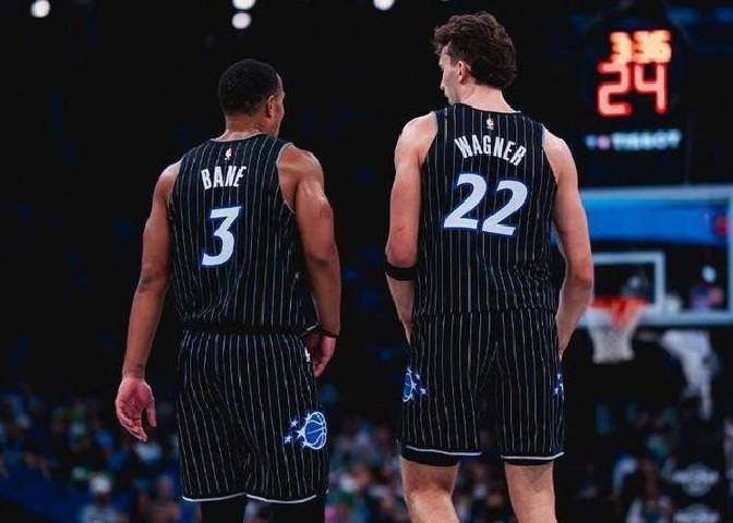 凯尔特人完胜魔术,周琦统治全场 凯尔特人完胜魔术,周琦统治全场