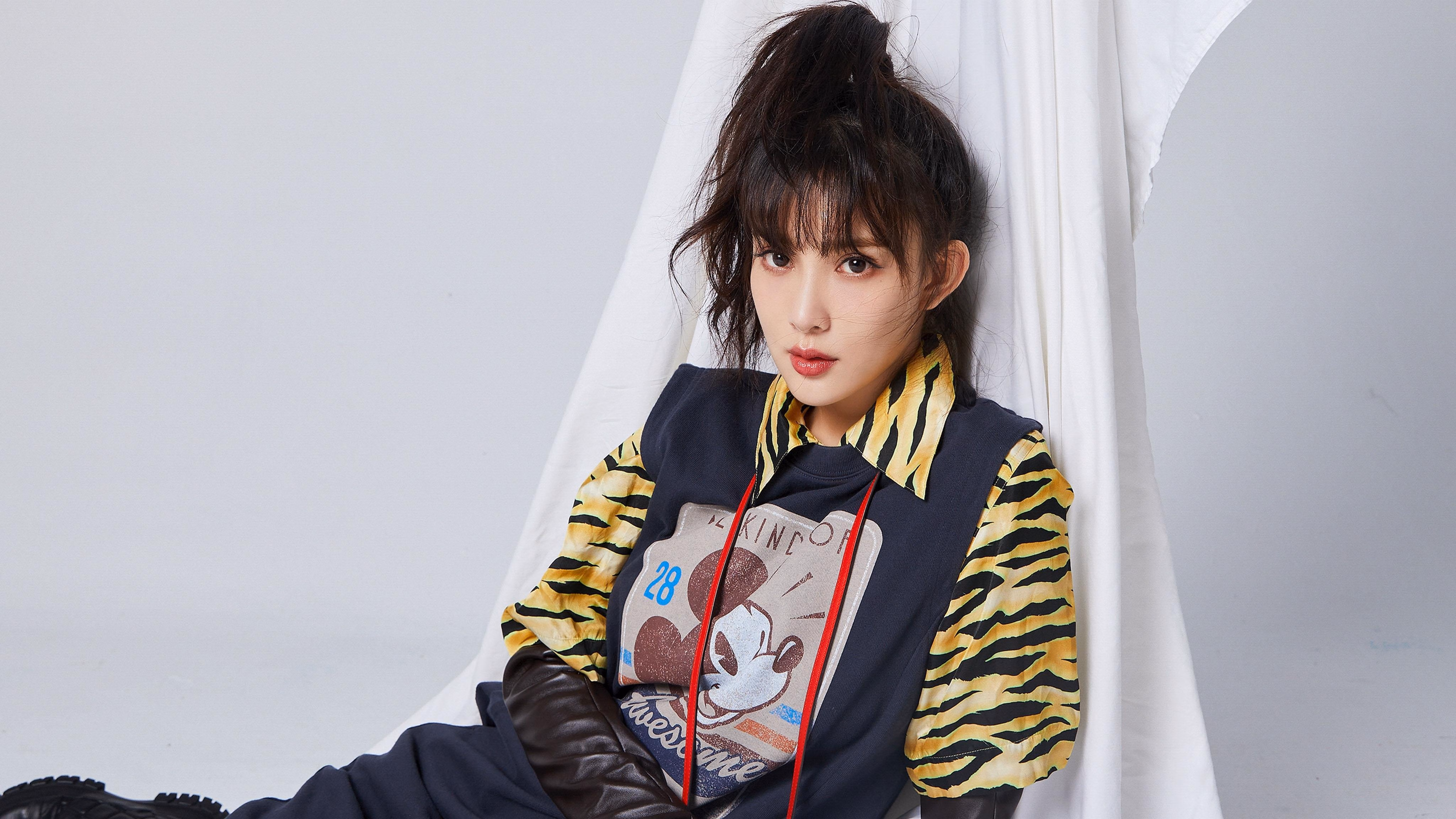 冰火双冠日，加拿大足球生死战绝杀阿根廷，奥纳纳F1揭幕战上演速度传奇