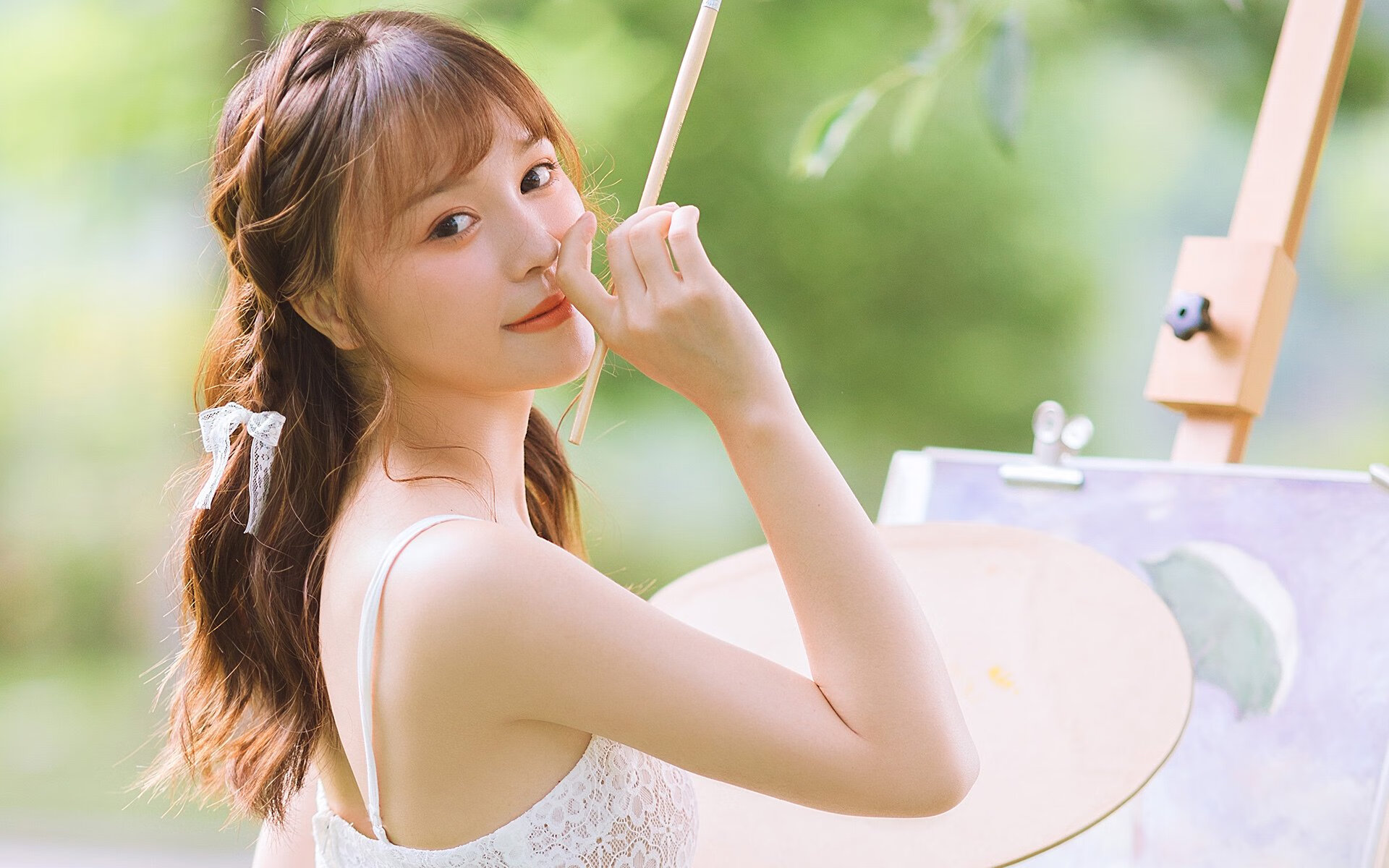 跨界对决，拜仁慕尼黑与伊拉克的友谊赛，阿劳霍刷新单场进球纪录