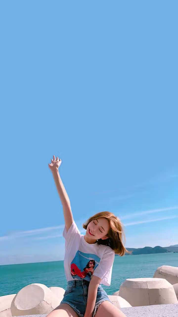 当马德里竞技的暗红色，遇上高地的深蓝，姆巴佩在平行时空的生死战